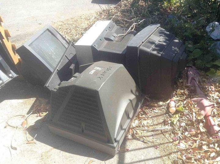 what can i do with these, repurposing upcycling, TVs out by a dumpster