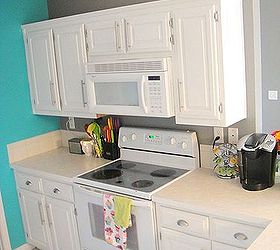 how to chalk paint cabinets, chalk paint, kitchen cabinets, kitchen design, painting