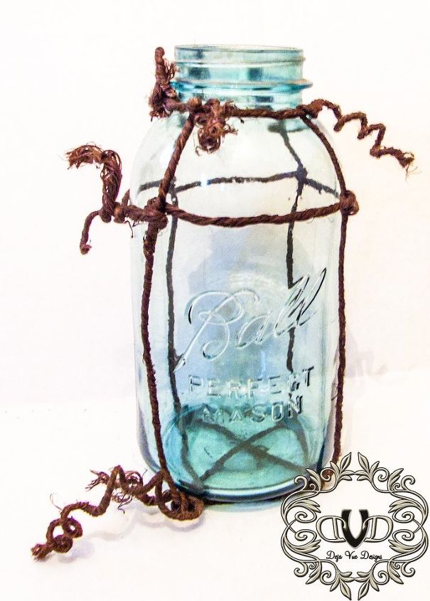 diy grapevine mason jar, crafts, mason jars, repurposing upcycling, wreaths, I left some long tails for curly Qs
