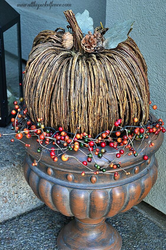 decorating my porch for fall, seasonal holiday d cor, wreaths