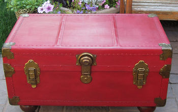 Antique Trunk/Coffee Table with Annie Sloan Chalk Paint