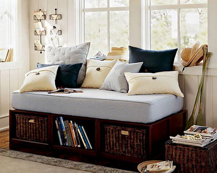 daybeds, home decor, painted furniture