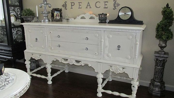 diy 1920 s vintage table chairs redo, home decor, living room ideas, painted furniture, The table chairs matched perfectly with a 1920 s sideboard buffet that I found a few months prior to purchasing the table chairs This room feel relaxing and peaceful and has totally been transformed