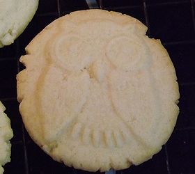 The BEST Halloween Shortbread Cookies