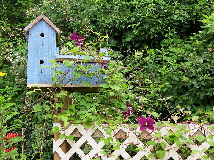birdhouses, diy, gardening, outdoor living, pets animals, woodworking projects, This one has a good sized planter on the right