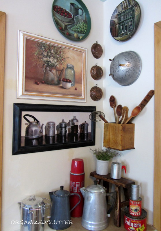 keeping it cozy coffee themed vignette, kitchen design