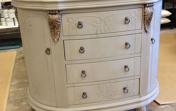 Vintage Furniture Painted With Chalk Paint by Annie Sloan