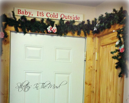 baby it s cold outside diy project, seasonal holiday decor, DIY Sign