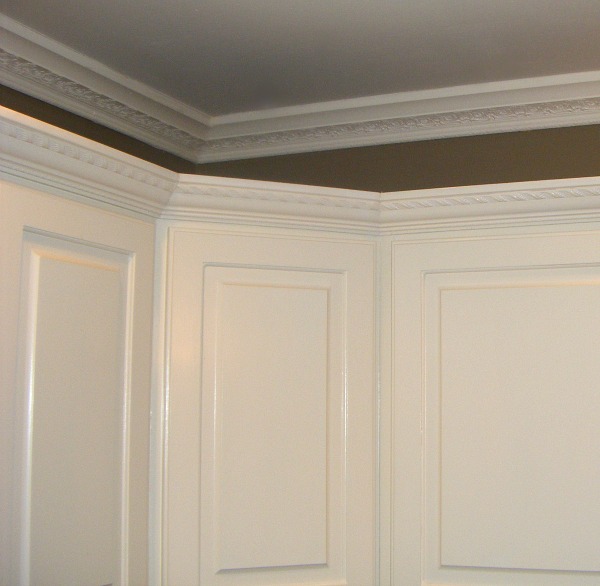 project on a penny updating the outdated part ii, home decor, kitchen design, Decorative Crown Molding