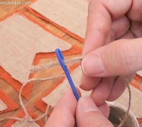 The 'No-Hot-Glue' Fall Burlap Banner!