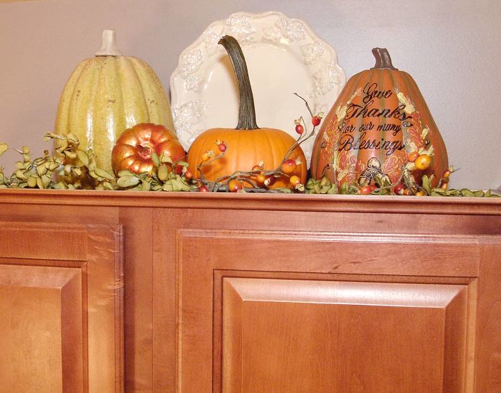fall kitchen decor, kitchen design, seasonal holiday decor, Click on the blog post url for design tricks for decorating above your cabinets