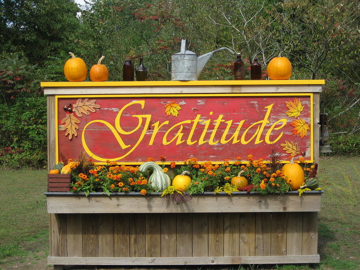 gardening art, gardening, outdoor living, seasonal holiday decor, My fall vegetable garden sign