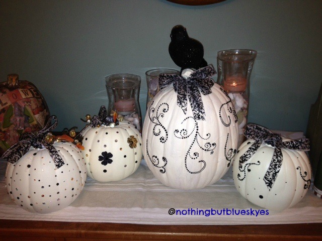 pumpkin decorating, crafts