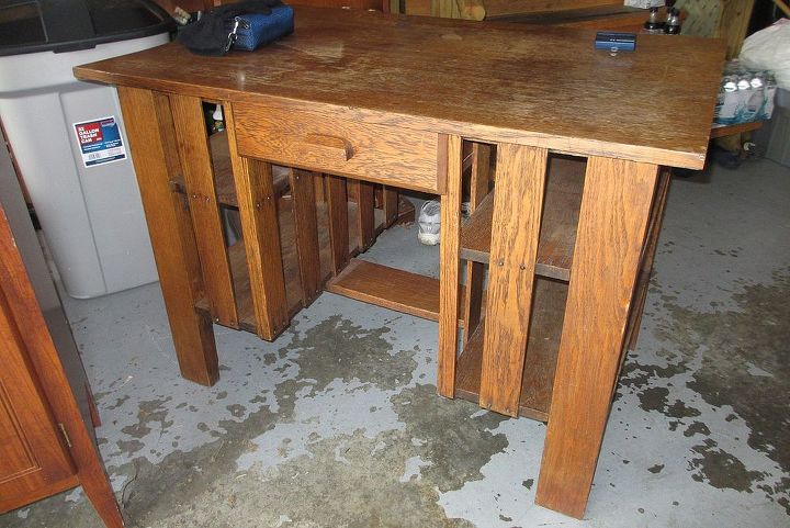 more repurposing ideas, painted furniture, repurposing upcycling, Front side of the table I think the slotted wood is terrific