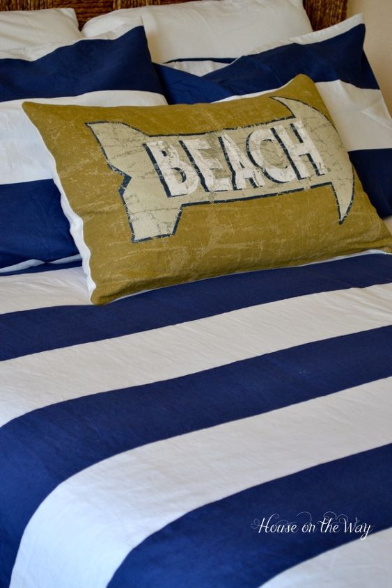 create a beach theme bedroom, bedroom ideas, home decor, The BEACH pillow is a classic