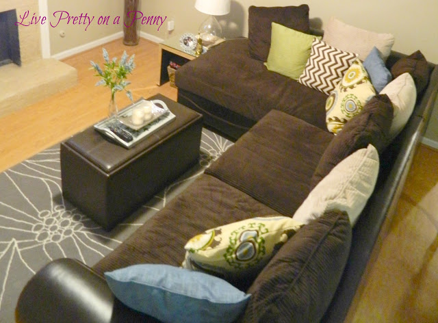 sometimes small things can really freshen up a space take my brown sofa in my family, home decor, living room ideas, Family room pillows before