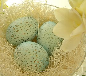 dyed and speckled eggs, crafts, easter decorations, seasonal holiday decor