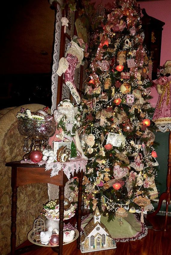 christmas home tour the dining room, christmas decorations, seasonal holiday decor, My Pink and White Victorian Style Tree