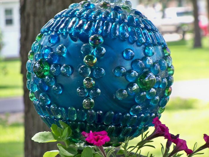 a bowling ball to top off my tipsy pots, crafts, gardening, repurposing upcycling