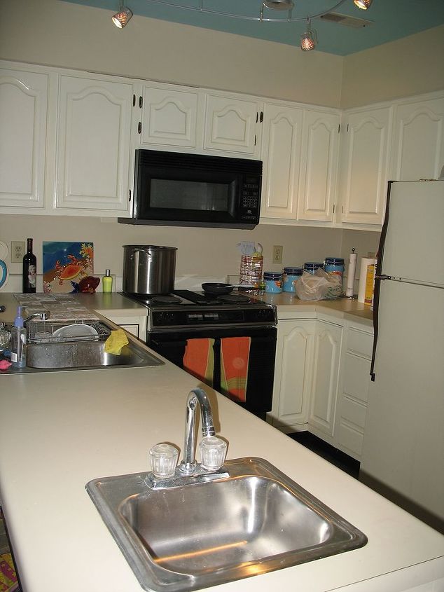 updated cabinets, kitchen cabinets, painting, Original Painted Cabinets