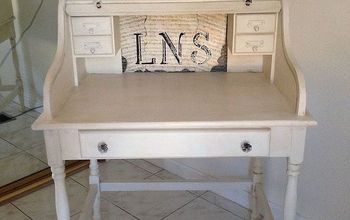 Annie Sloan's Chalk Paint/Desk From Goodwill Store