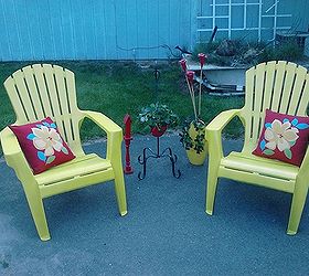 outdoor decor, outdoor furniture, outdoor living, painted furniture, Decorating with yellow and red outdoors