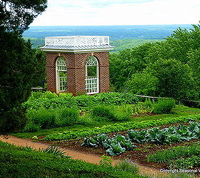 a tour of jefferson s monticello gardens with historian peter hatch, flowers, gardening, Thomas Jefferson was so proud of his kitchen garden at Monticello he used the term garden exclusively for his vegetable garden not his flower beds