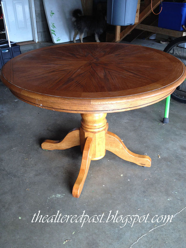 diy compass table from yard sale find, chalk paint, painted furniture