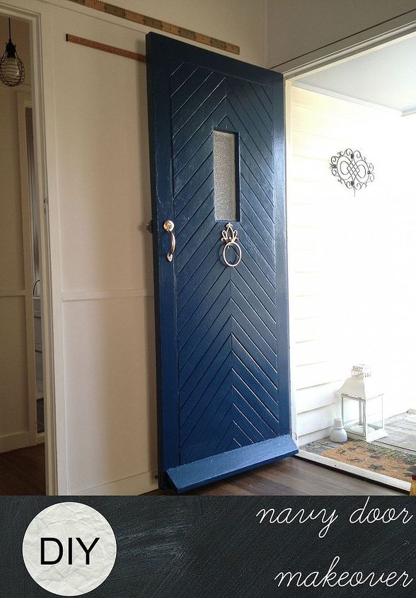 front door makeover navy and gold, doors, painting, Navy front door with gold accents Gold spray paint FTW