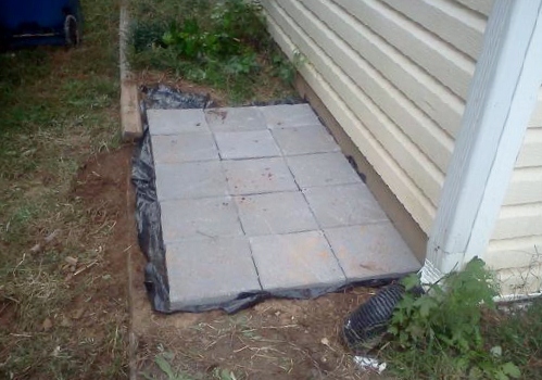Trash Can Patio Hometalk Trash Can Patio Concrete Masonry Third Row Done Learning How To Pave