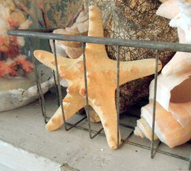summer mantle, home decor, Don t forget to vary texture This starfish pops against the shells behind it