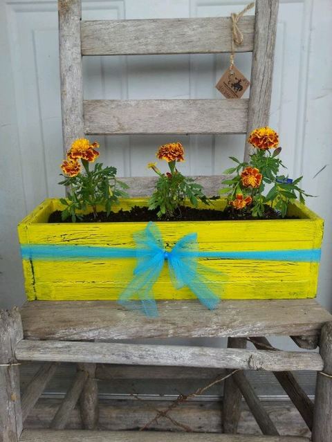 shabby flower box from discarded trim, crafts, flowers, gardening, repurposing upcycling, Shabby flower box made from discarded wall trim