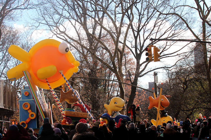 id needed re characters in entertainment, seasonal holiday d cor, thanksgiving decorations, An unidentified school of fish march swim out of water in Macy s 2013 Thanksgiving Parade View Two at CPW Image featured