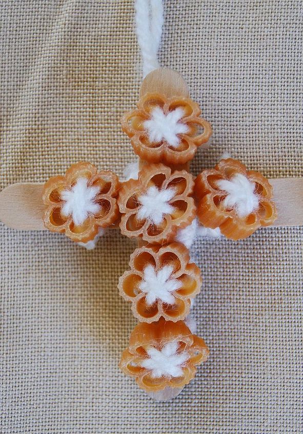 pastatastic christmas decorations, christmas decorations, crafts, repurposing upcycling, seasonal holiday decor, wreaths, A pasta cross What s not to love