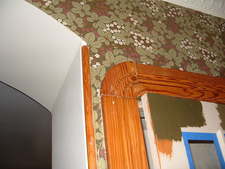how to properly put up wallpaper, how to, painting, wall decor, Wraping a plaster corner