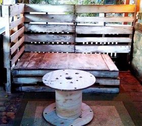 my ranch style rustic pallet daybed, diy, outdoor furniture, outdoor living, painted furniture, pallet, repurposing upcycling, rustic furniture, woodworking projects, I just needed to cut one smaller pallet into three pieces to fit into the space on the right