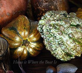 gilded gourds for your thanksgiving table, crafts, seasonal holiday decor, thanksgiving decorations