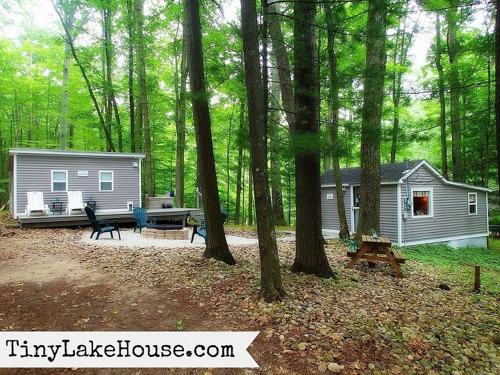 living in a tiny house at the lake, curb appeal, home decor, Exterior of the bunk house left and cabin