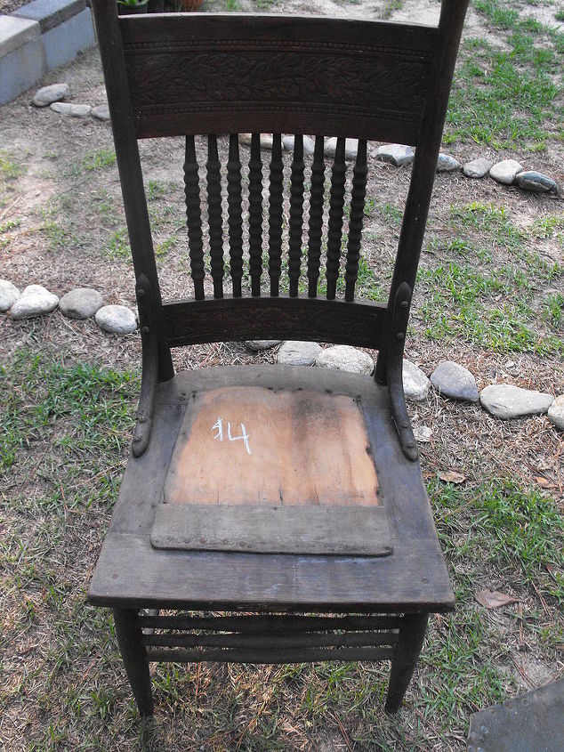silla antigua convertida en jardinera, Pagu 4 d lares en una venta de garaje por esta vieja silla no est mal Perfecto para mi plan b c que no tiene que cortar el asiento a cabo s lo tiene que quitar este este tablero