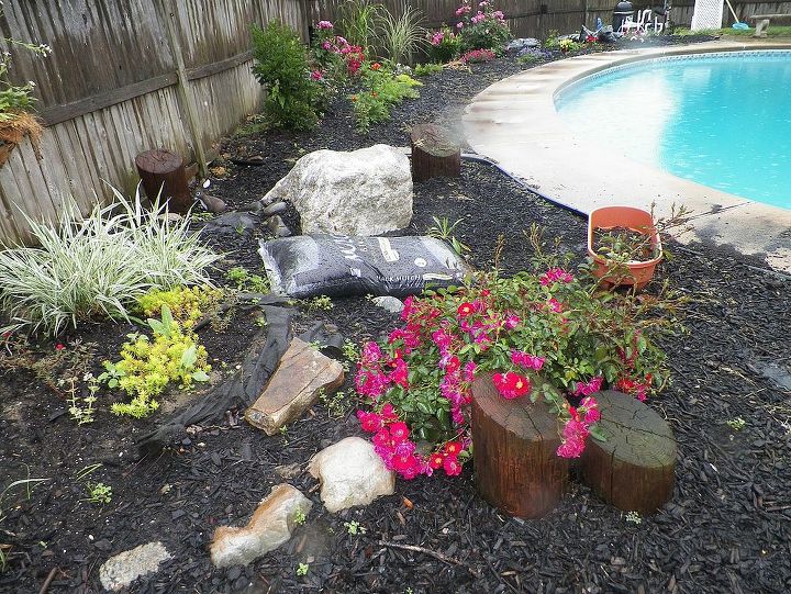 mulch in pool help