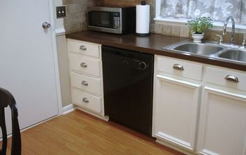 Kitchen Cabinets Updated With Moulding