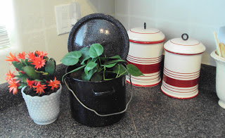 framed planter adds summer style to my swing, gardening, repurposing upcycling, Kim s milkglass planter