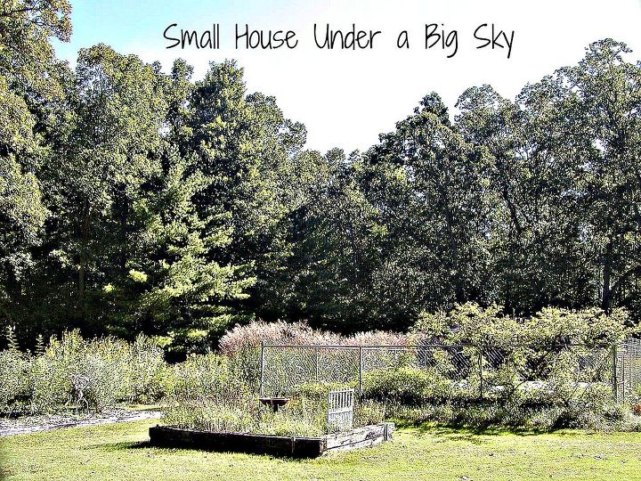 small house raised garden beds free to frugal, flowers, gardening, perennials, raised garden beds