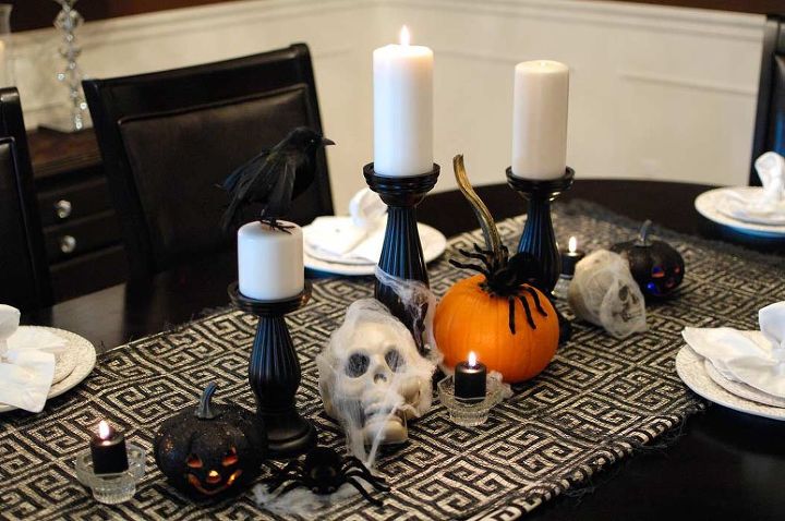 halloween dining room with dollar tree decorations, halloween decorations, seasonal holiday d cor, The black light up jack o lanterns were a cool find too