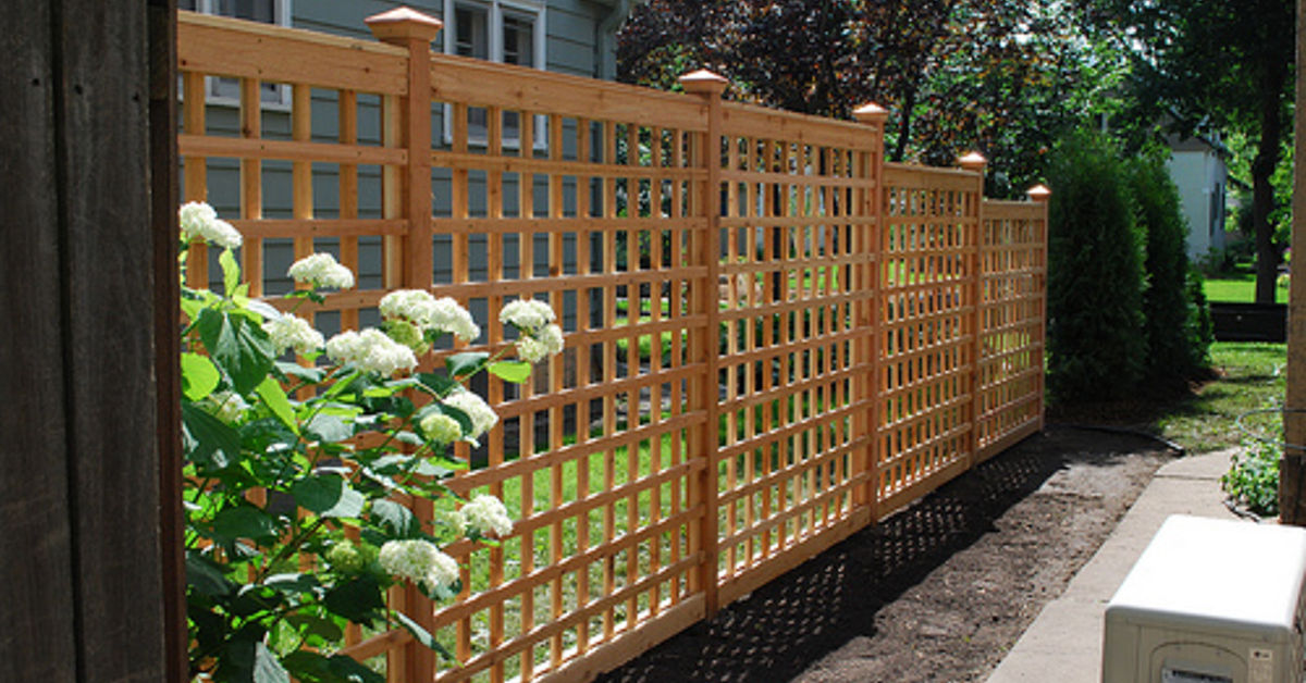 Expert Advice for Building a Lattice Trellis in Your Garden | Hometalk