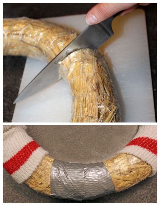 corona navidea de calcetines de lana, Envuelve el molde en papel de pl stico y corta una abertura para poder poner los calcetines con facilidad