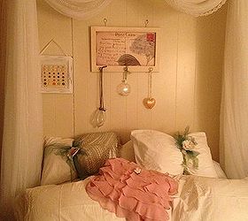 q does this take the place of a head board, bedroom ideas, home decor, painted furniture, wall decor