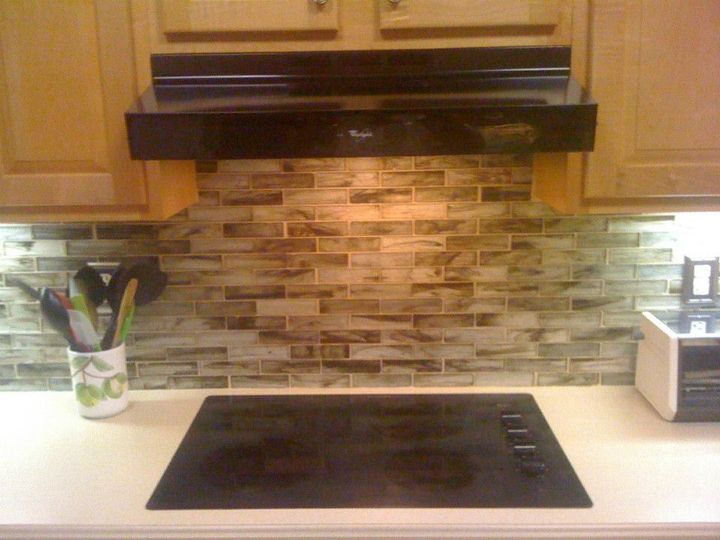 beautiful kitchen backsplashes, kitchen backsplash, kitchen design, Glass Tile Kitchen Backsplash