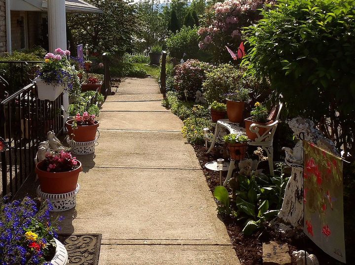 front porch and yard update, flowers, gardening, outdoor living, porches