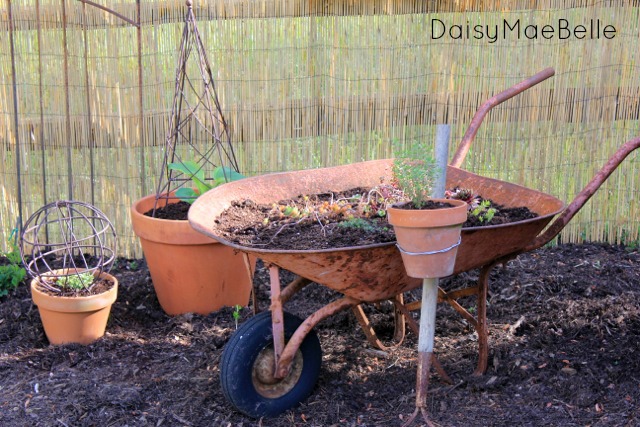 using old tools in the garden, gardening, repurposing upcycling